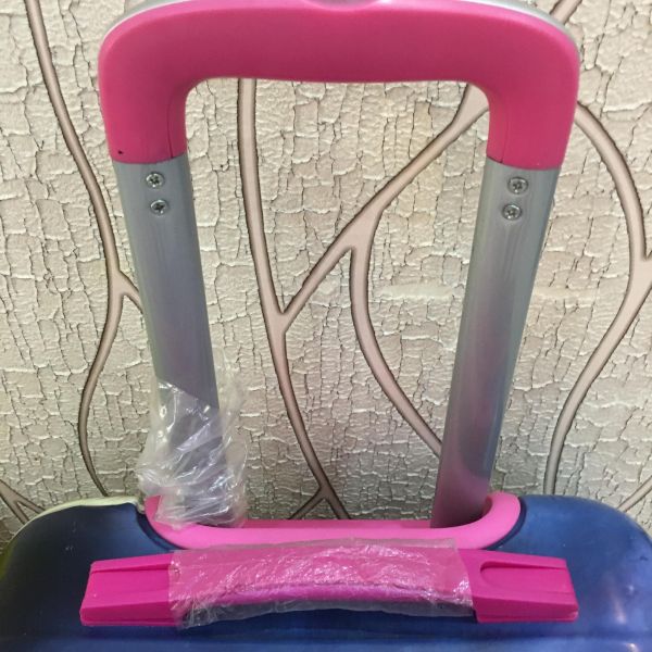 Multiscene Large Childrens Pink Suitcase Moistureproof Polyester Material