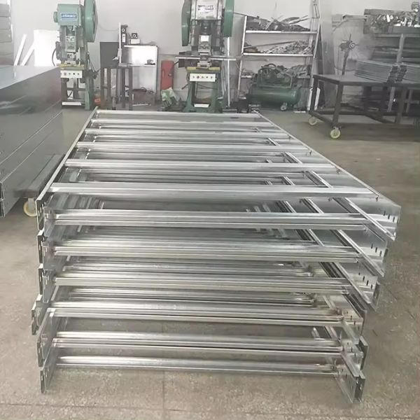 Ventilated Stainless Steel Cable Tray With Strong Side Rails - Various Sizes And Load Capacities