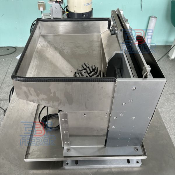 304 Stainless Steel Stepper Feeder Cylindrical Metal Parts Step Feeding System