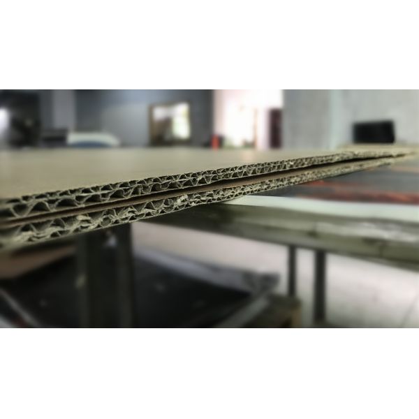 Matte Varnish Surface Finish Round Velvet Gift Box for Wedding Favors and Candied