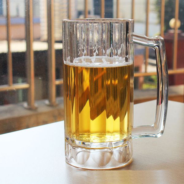 470ml SAN Plastic Beer Glasses 16Oz Customizable Plastic Beer Mug With Handle