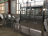 Dough sheet aging machine