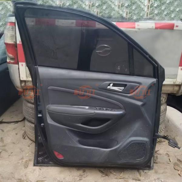 left and right door disassembly parts of the C-h-angan CS15 are 18 years old