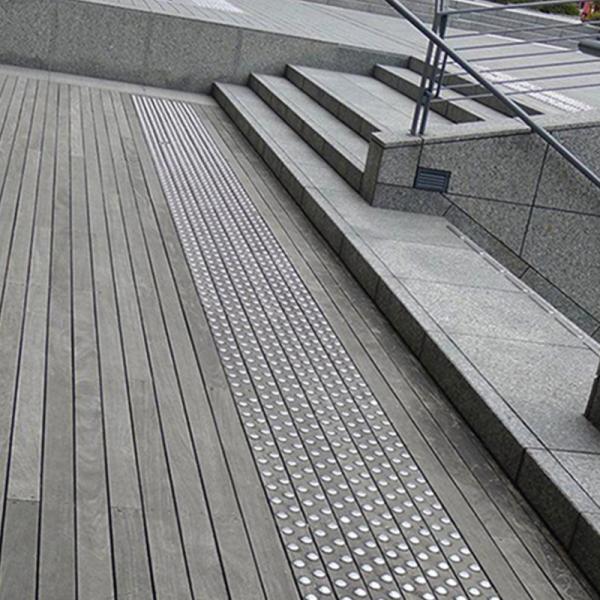 AISI CNC Machining Parts 304 SS Anti Slip Straight Blind Road Brick