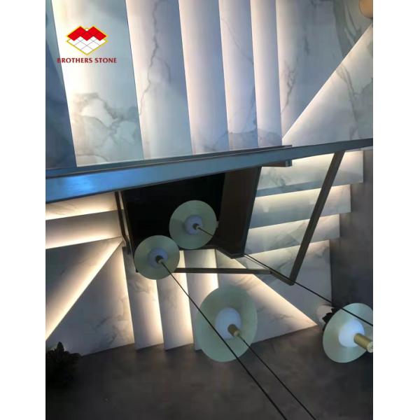 MOHS 6-7 Hardness White Marble Look Porcelain Tile Stairs with Customized Design