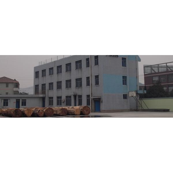 Engineered Veneer Dark Vine Sliced Cut Technics Straight Grain