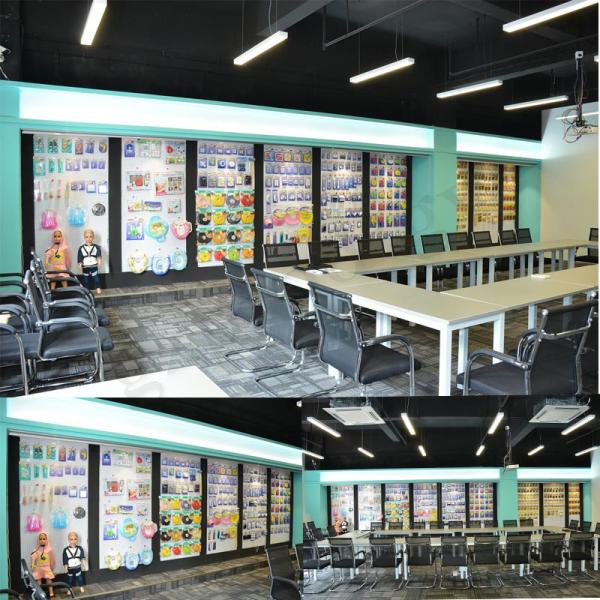 Transparent Clear Plastic Door Wedge Nontoxic Odorless Heart Shape Plastic Door Wedge