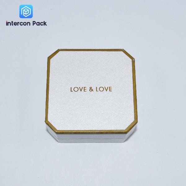 ISO9001 Small Jewelry Packaging Boxes PU Leather Pearl Paper Hot Stamping Process