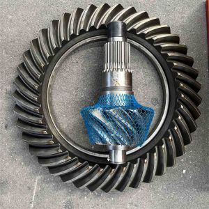 China 2402N1041-025/026 Crown Wheel Pinion Gear Bevel Gear Parts on sale