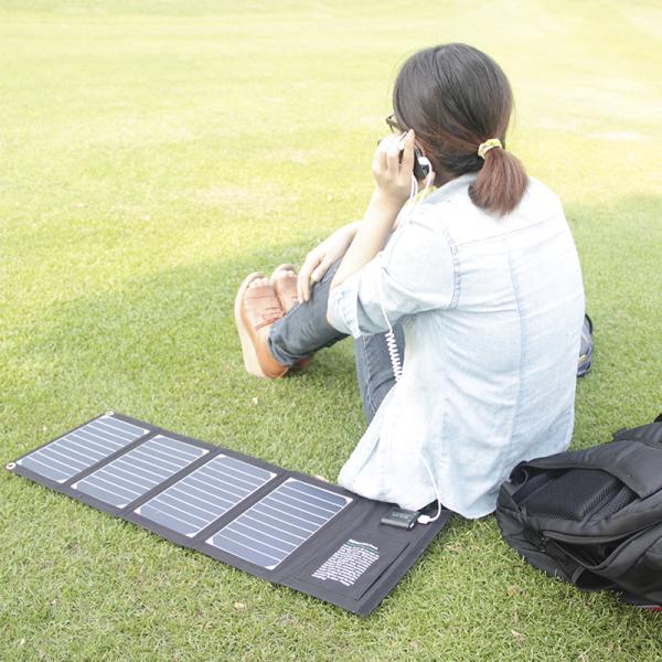 Dual USB Charger 20W Foldable Solar Panel Bag Fold Away Solar Panels Lightweight