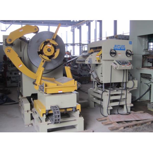 New Design Decoiler Straightener Feeder 3 In 1 Machine For 0.3-3.2mm