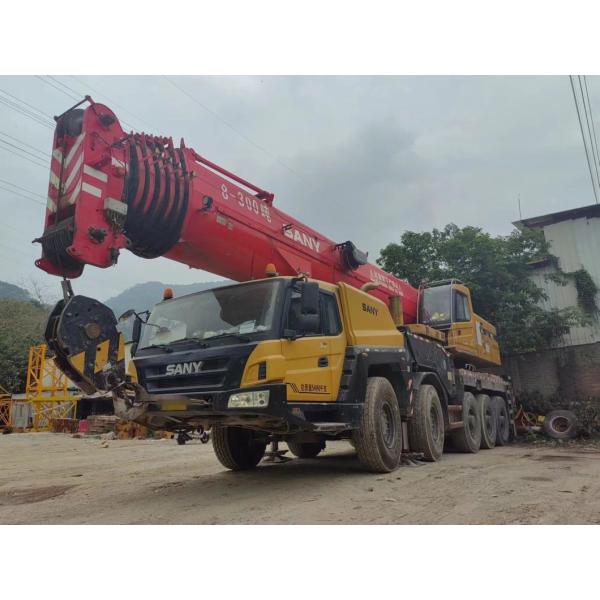 Xg 55 Tons Hook Two Cranes Used Truck Crane Equipment in 2013 with Folding Feature