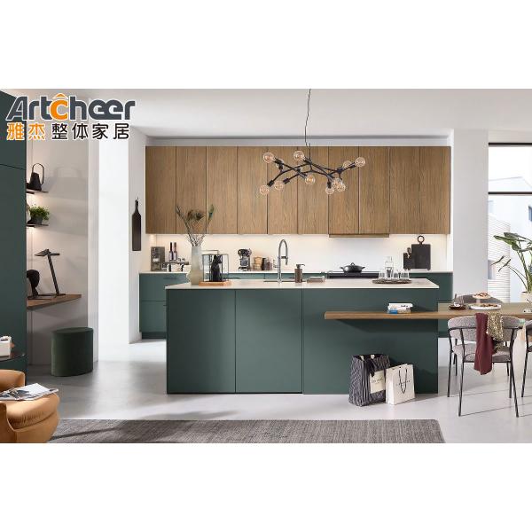 Design Solid Wood Door Panel Kitchen Cupboards with Laminated Half Bullnose Countertop