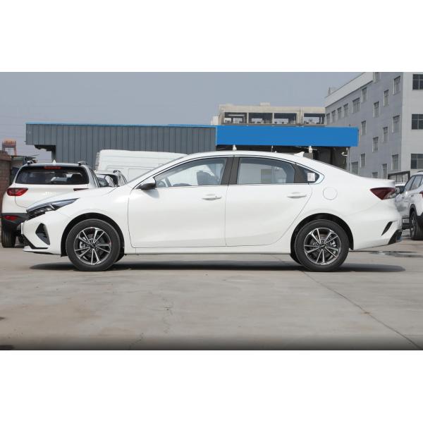 5 Seats 5 Doors 2024 KIA Cerato K3 Electric Car Verified Lithium Battery K3 Kia EV5 EV6