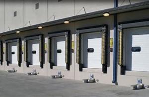 Quality Fireproof Loading Dock Shelters Polyester Fabric Automatic With Remote Controlled for sale