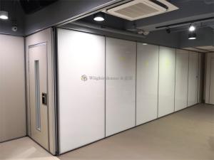 Quality Height Adjustable Panelfold Operable Partitions With Magnetic Sealing System for sale