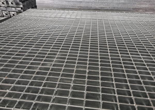 Hot Dip Galvanized Stainless Steel Grating 8mm Thick Serrated
