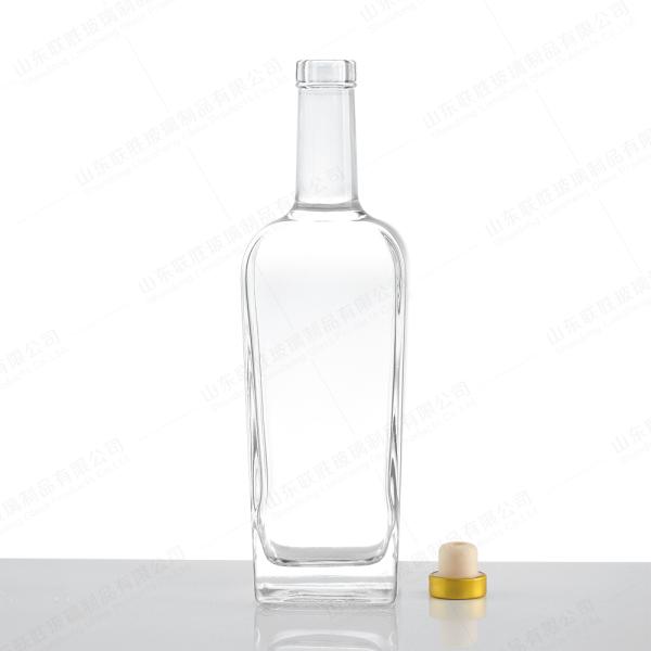Customized Glass Bottle 70cl 75cl Square Whiskey Spirit Glass Bottle with Custom Cork