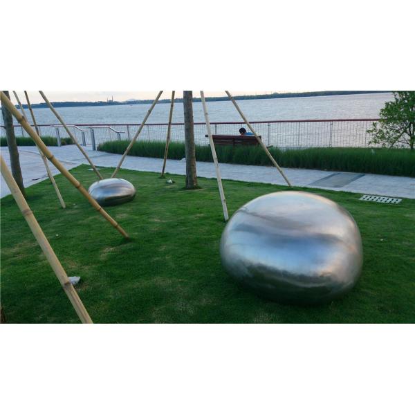 Stone Metal Outdoor Sculpture Abstract , Surface Brushed Mirrored Garden Sculpture Decoration