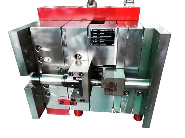 Buy DME Single Cavity 718H Injection Molded Components For Electronics at wholesale prices