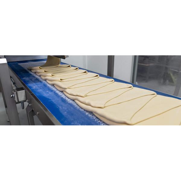 1000kg/h Puff Pastry Production Line Whole Bread Roll Processing Line For Food Factory