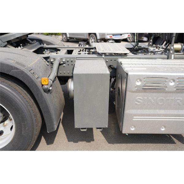 20-25T Gross Vehicle Weight HOWO Dump Truck With Normal Cruise Control And Durable Tires