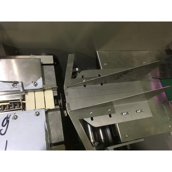 Automatic Feeding System soap/tissues/water pipe/mop head/knife/spoon/fork/irregular Products packing machine price