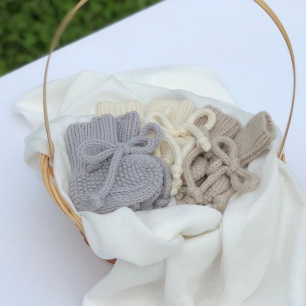 Y-Z Custom Logo Design Hand Knitted Crochet Home Newborn Girl Shoes Baby Booties for Baby Girls