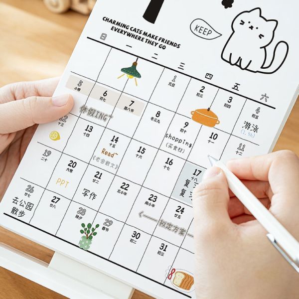 OEM/ODM Multi-color Cat-themed Printing Calendar 300G White Thick Recordable Cardboard Cute Desk Calendar
