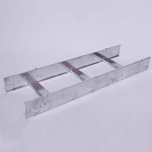 Load Capacity Hot Dip Galvanized Steel Cable Tray With Ventilation Groove And Corrosion Resistance