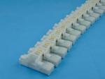 Flexible conveyor chains LF83 flat top chains with cleats materials acetal