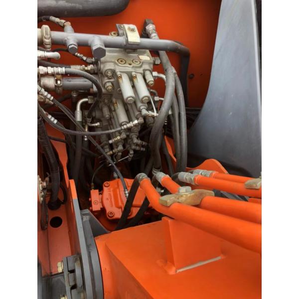 high performing excavator , Used Hitachi excavator zaxis 70 in a Good condition