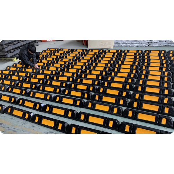 Recycled Rubber Car Wheel Safety Stops