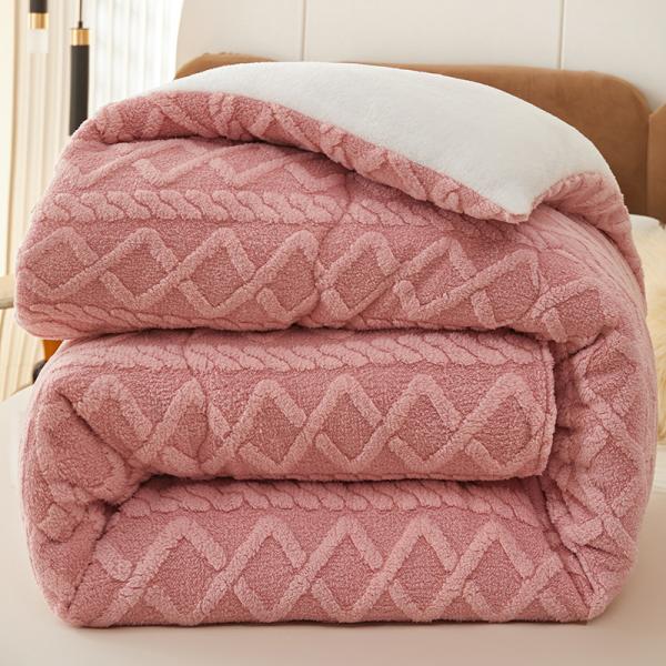 All-Season Home Textile Duvet Quilt Thickened Warm Taffeta Winter Quilt with Comforter