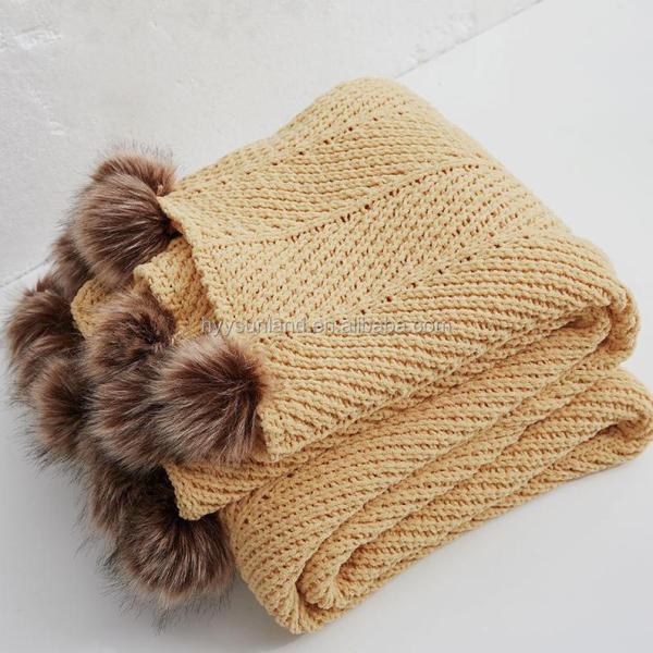 Y-F Home Decor New Nordic Style Soft Fluffy Chenille Knitted Pom Pom Tassel Sofa Throws Plush Couch Crochet Blanket