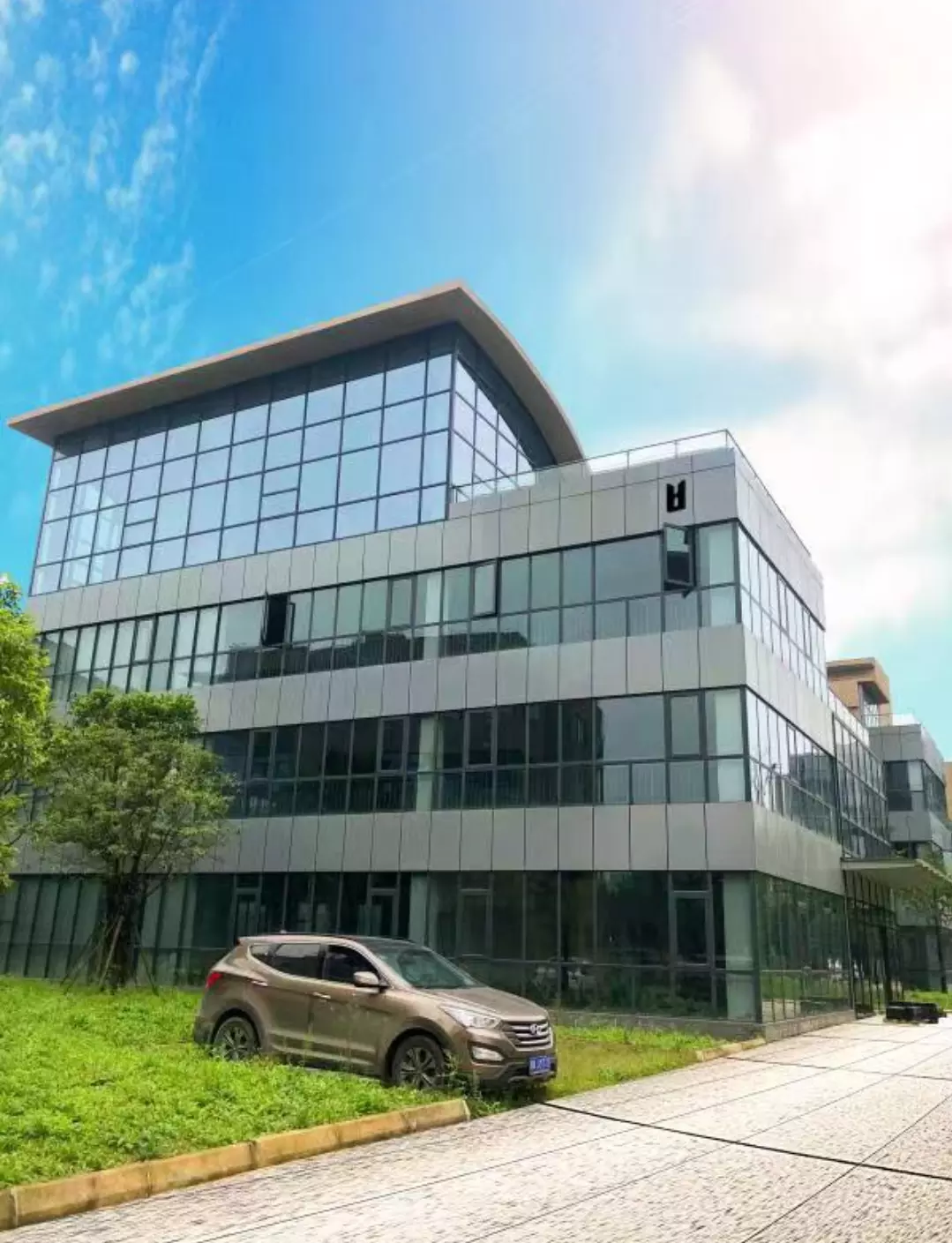 810x200x298mm Aluminum Luminous Cube Wall Shelf For Living Room Decor