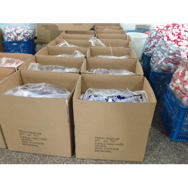 Plastic PP Material Structure Contact Lens Case Square Shape for Simple Style Storage