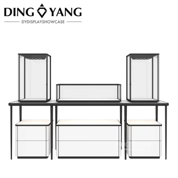 12V Glass High End Luxury Jewelry Showcases With Low Power Consumption Lights