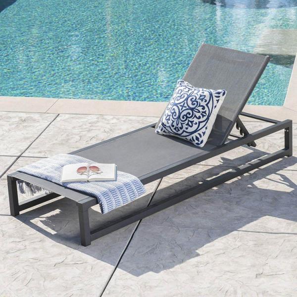 Adjustable 67cm Breadth 148cm Depth Outdoor Folding Lounge Chairs For Pool