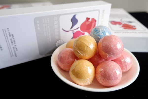 Colorful Rose Scented Bath Bombs Moisturizing Foot Spa Bath Bomb 30g×12PCS