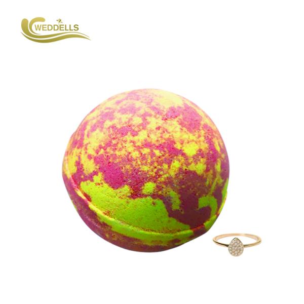 Natural Ingredient Bubble Bath Fizz Balls / Bath Bombs With Rings Inside