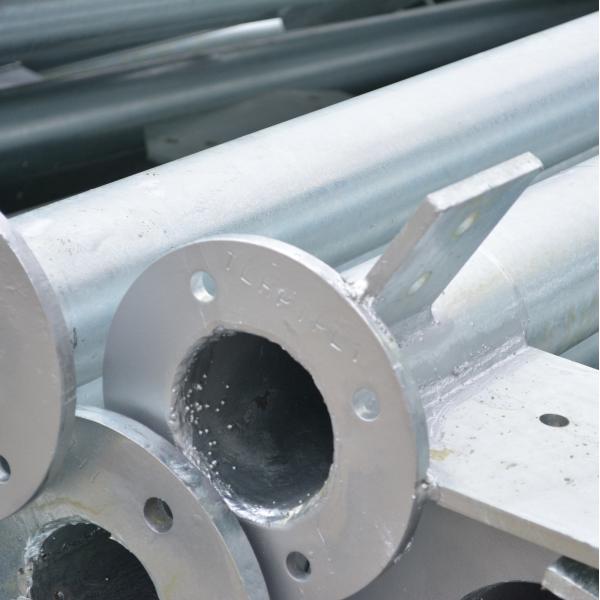 3 Legged Steel Tubular Self Supporting Hot Dip Galvanized 40m Telecom Cell Tower