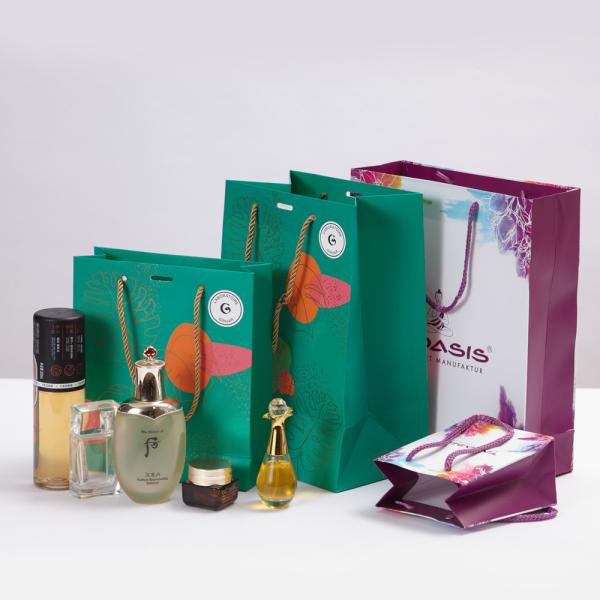 OEM 300gsm Printed Paper Gift Bags Bulk For Valentine's Day