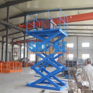 CE 1T 4M Lightweight Scissor Lift Table For Cargo Moving
