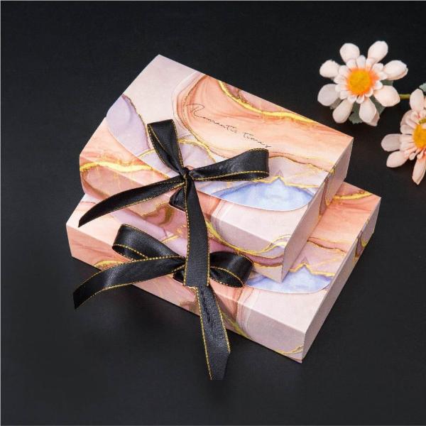 Cosmetic Cardboard Folding Gift Box Perfume Lipstick Paper Carton Box Magnetic Closure
