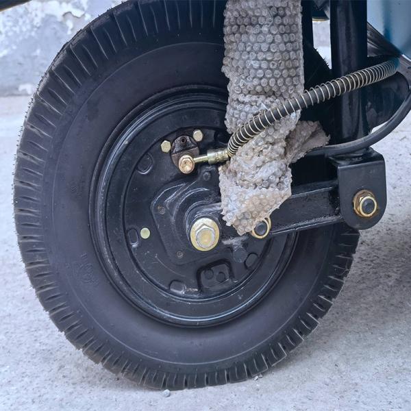 China Trike Motorcycle Adult Tricycle Gasoline Tuk Tuk Moto Taxi Three Wheeled Passenger Petrol Tricycle