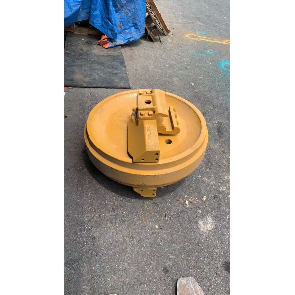 Suitable for D60 guide wheels, bulldozer guide wheels, excavator guide wheels, track rollers, and carrier rollers, all are available.、144-30-00038、141