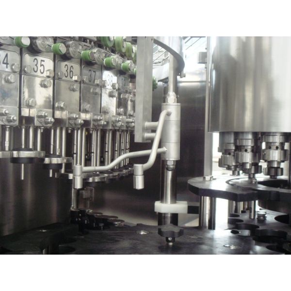 Soda Water Juice Liquid Beverage Carbonated Filling Machine