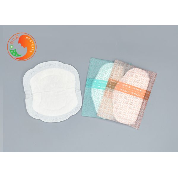 Stay Dry Disposable Nursing Pads Convenient Anti Skip For Feeding