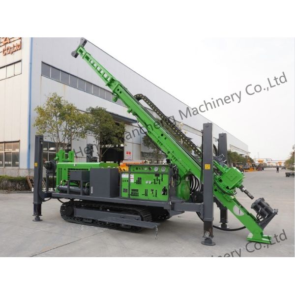 Fully Hydraulic Pneumatic Diamond Core Drilling Rig For Soil Sampling And Mining 154KW Cummins Engine